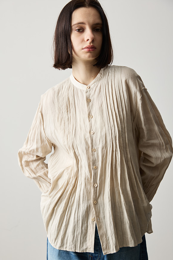 B261-03_pale frosty beige