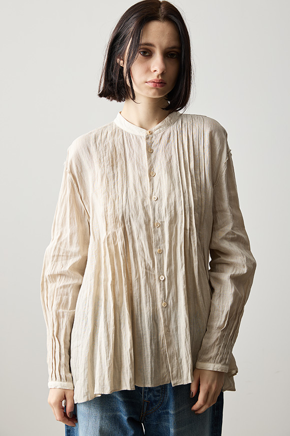 B261-03_pale frosty beige