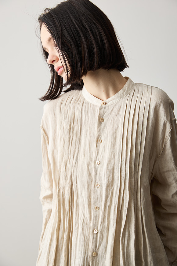 B261-03_pale frosty beige