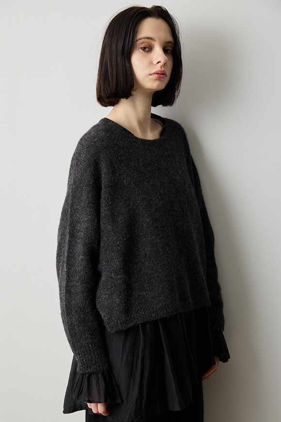 B261-04_charcoal grey