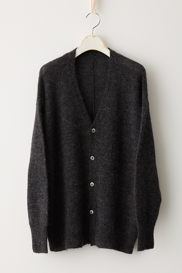 B262-05_charcoal grey