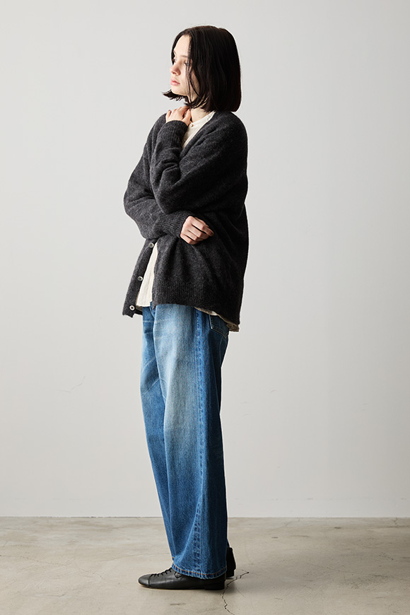 B262-05_charcoal grey