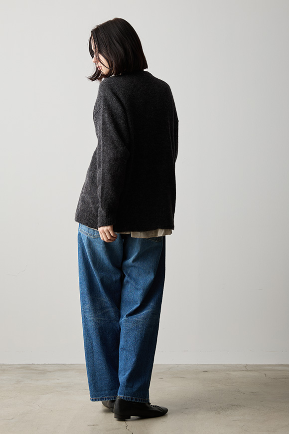 B262-05_charcoal grey