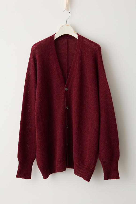 B262-05_raspberry red