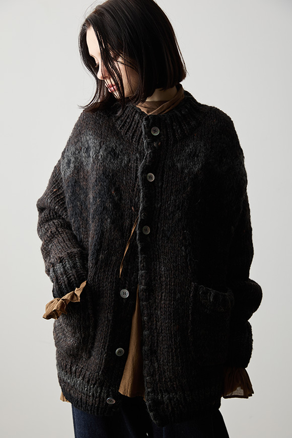 A262-22_charcoal-brown