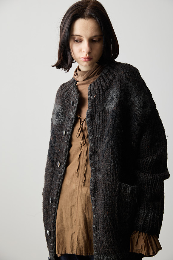 A262-22_charcoal-brown