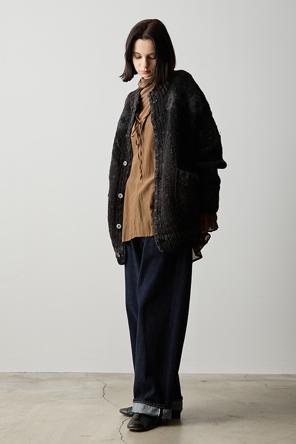 A262-22_charcoal-brown