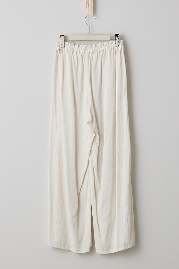 A271-02_ivory