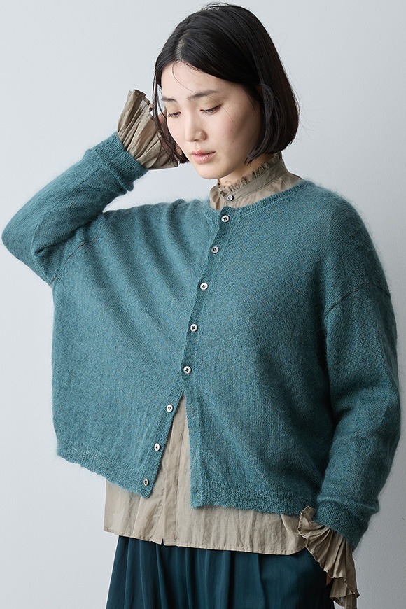 A271-08_smoky fjord green