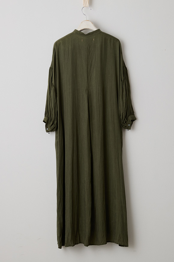 A271-17_foliage green