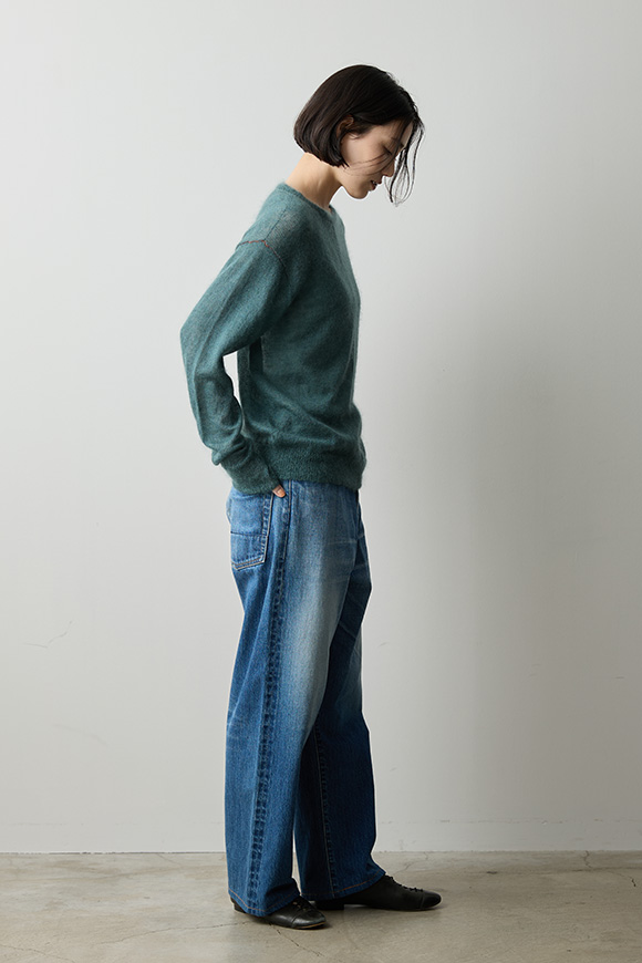 A272-04_smoky fjord green