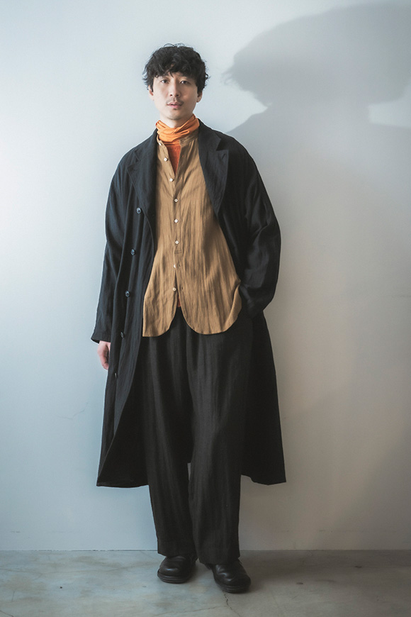 A272-05_cinder black