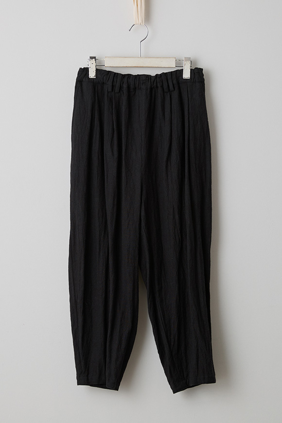 A272-09_cinder black