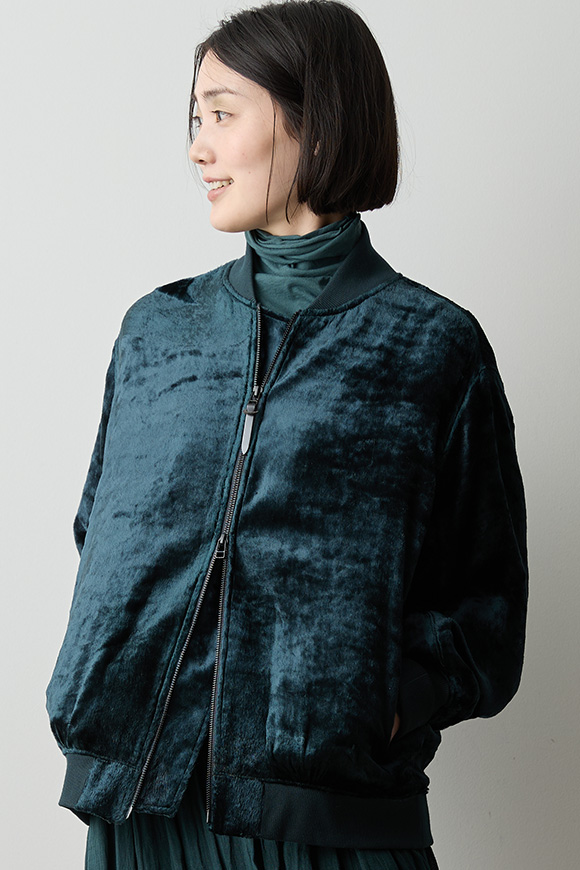 A272-14_dark blue moss