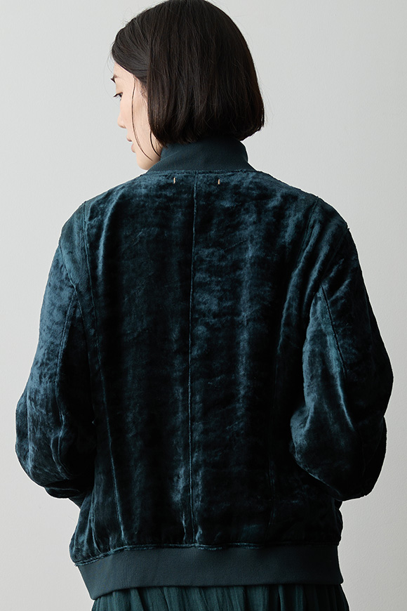 A272-14_dark blue moss