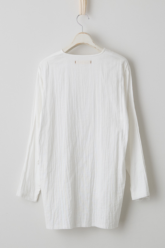 A272-15_off white
