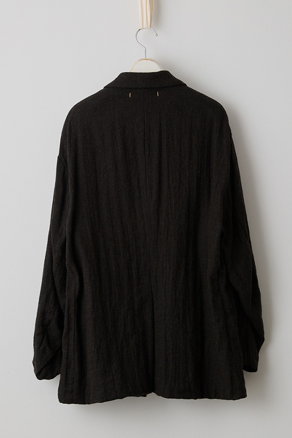 A272-18_charred black