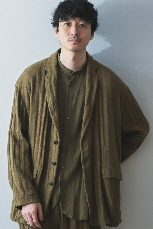 A272-18_dry moss green