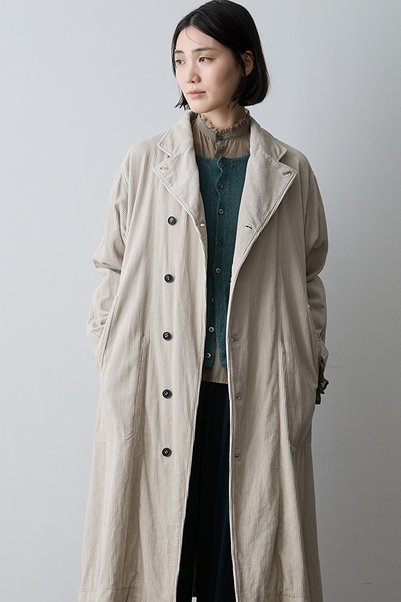 A272-19_frosty beige