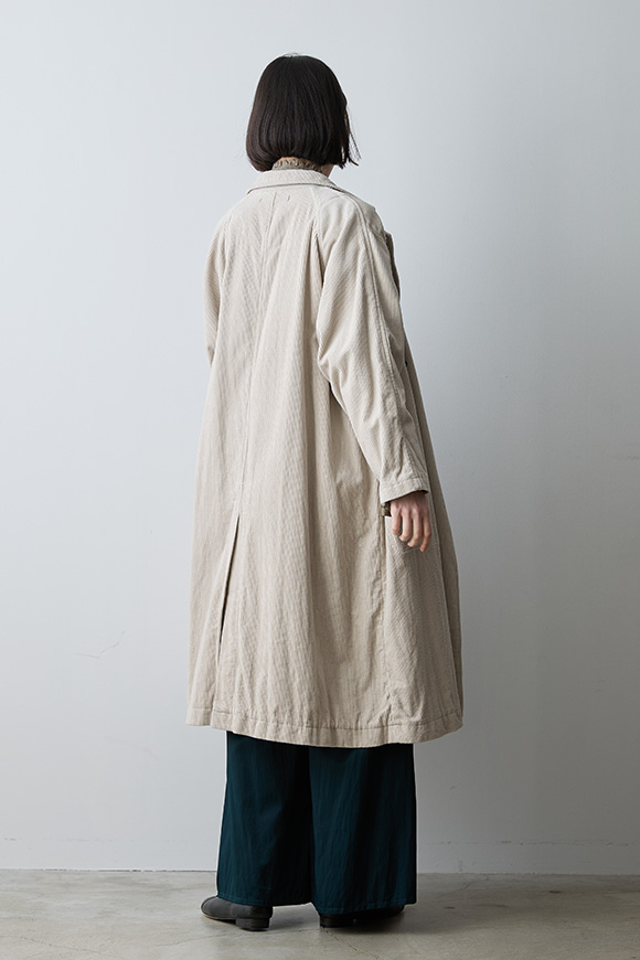 A272-19_frosty beige