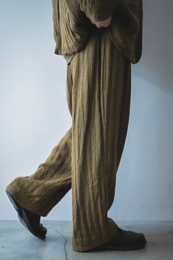 A272-23_dry moss green