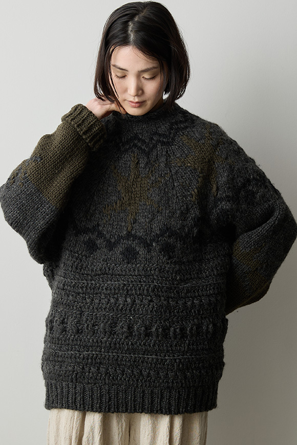 A272-24_charcoal khaki