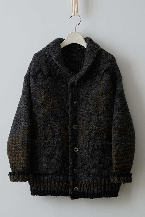 A272-25_charcoal khaki