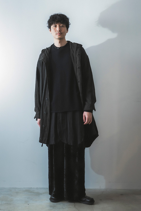 A272-26_charred black