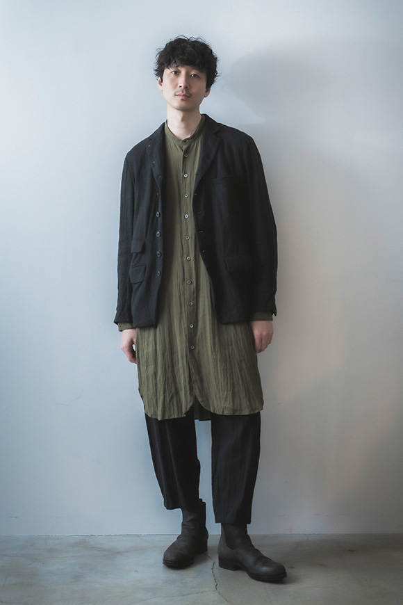 A273-03_cinder black