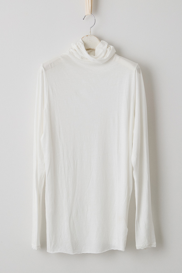 T002-10_white_27aw