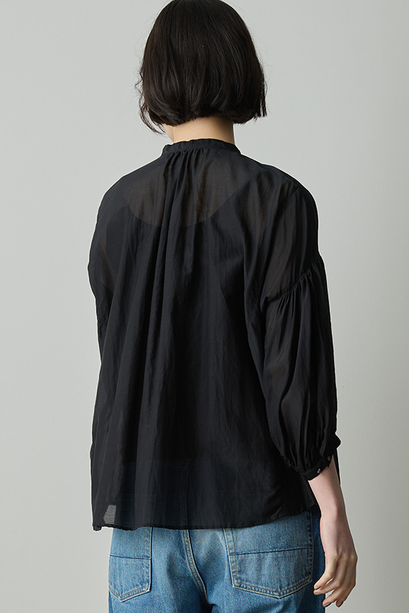 S261-18_black