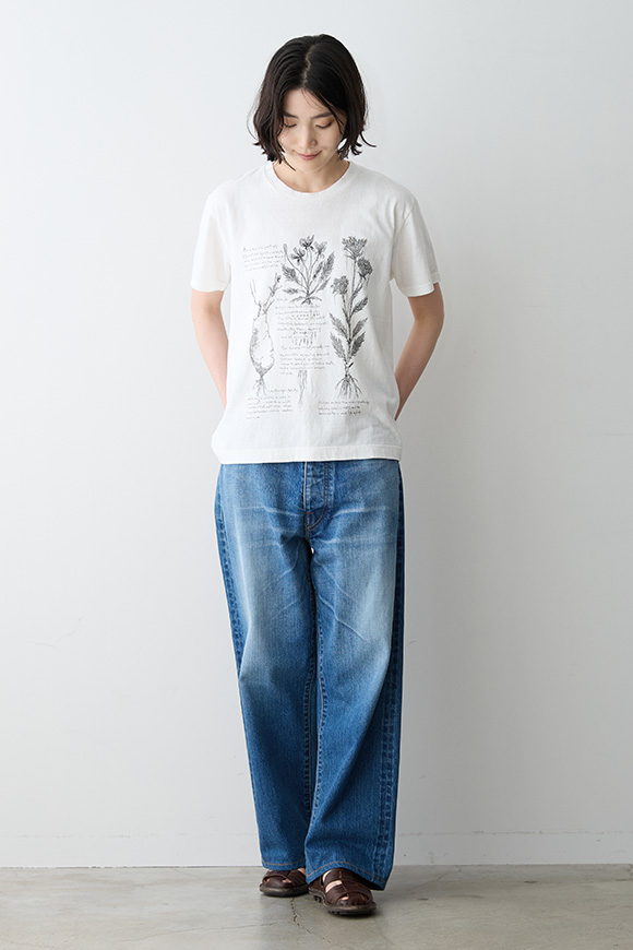 B272-02_off white
