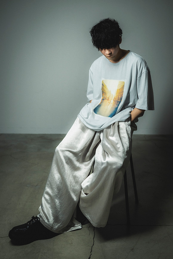TK-015_cloudy white