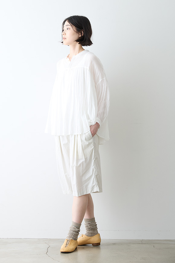 S271-03_off white