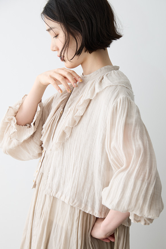 S271-04_ivory