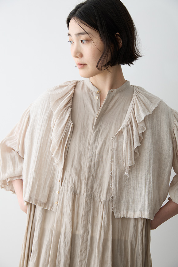 S271-04_ivory