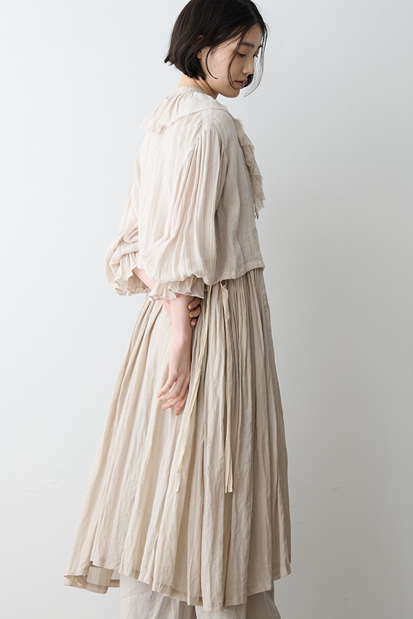 S271-33_mist ivory