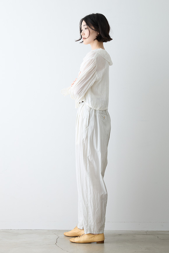 S271-04_off white
