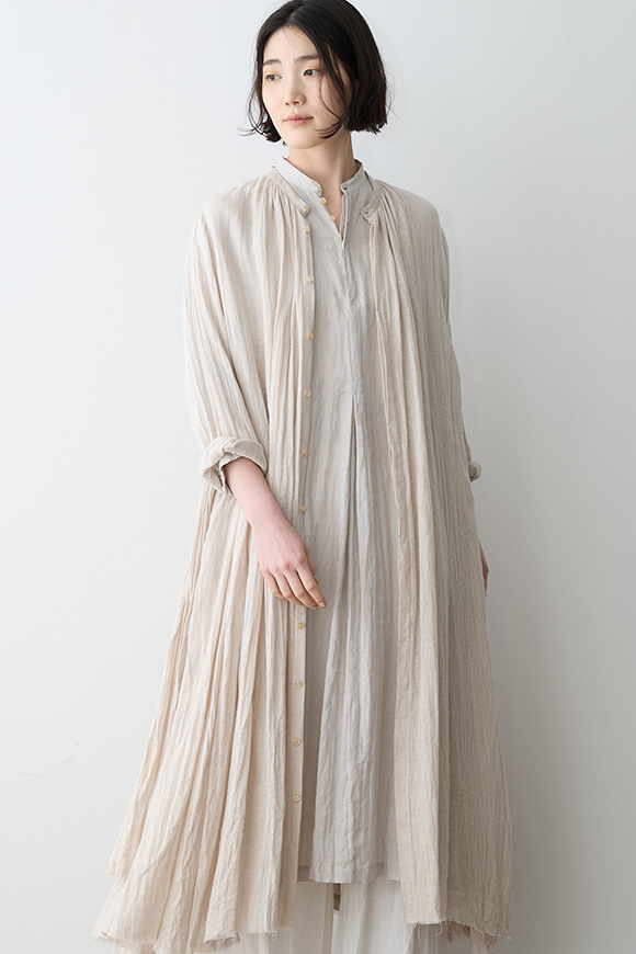 S271-05_ivory