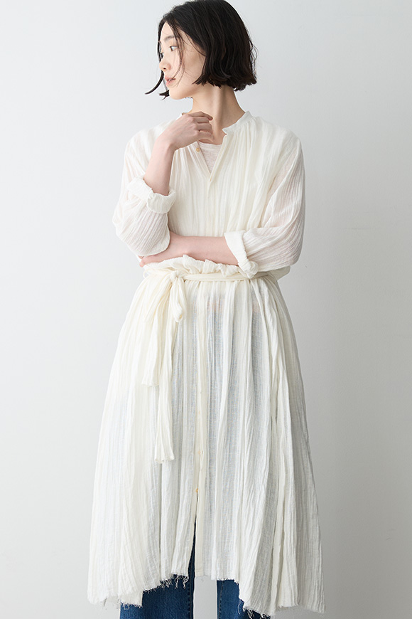 S271-05_off white