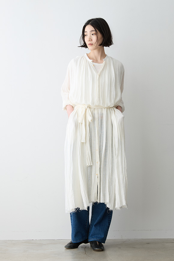 S271-05_off white