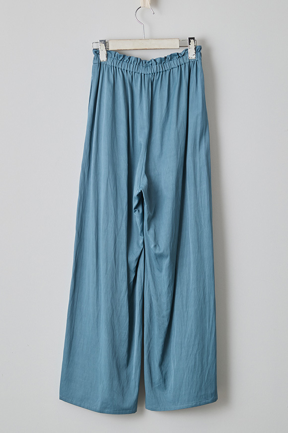 S271-06_bluette
