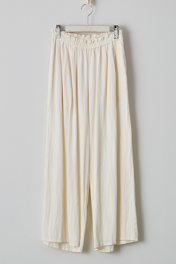 S271-06_off white