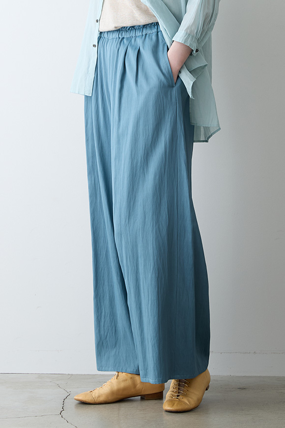 S271-06_bluette