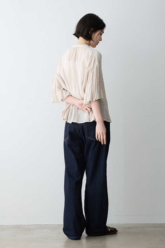 S271-10_ivory