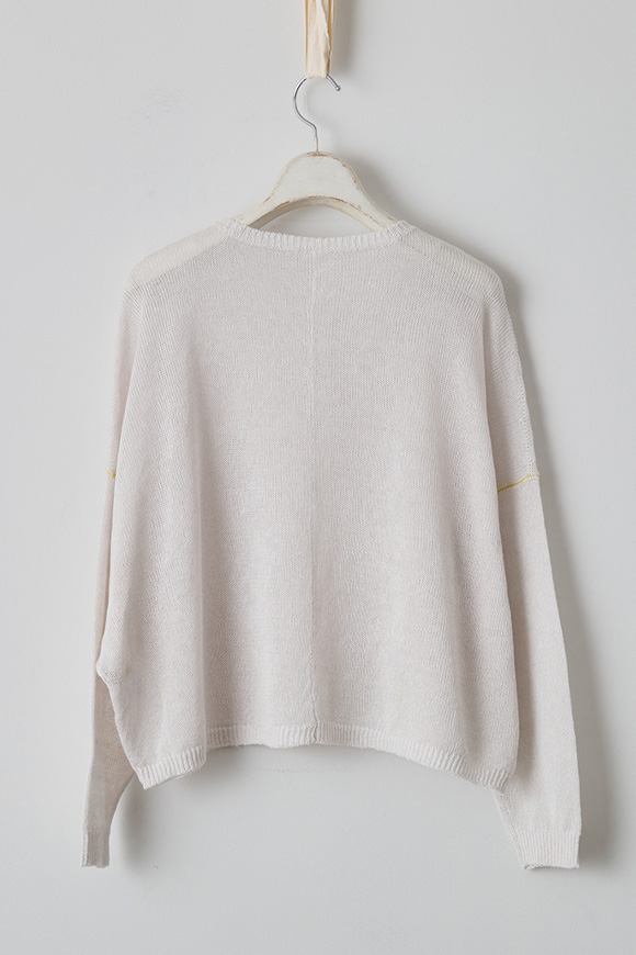 S271-12_frost white