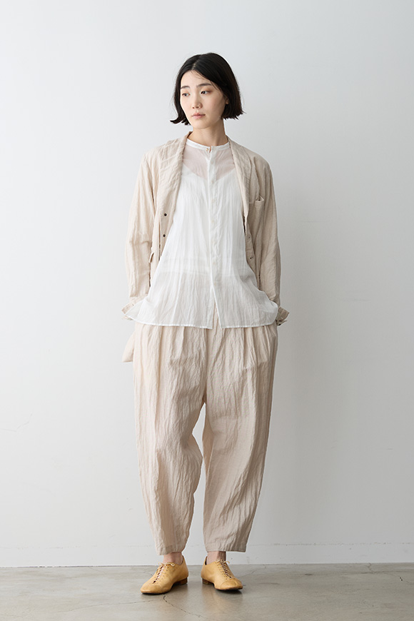 S271-24_off white