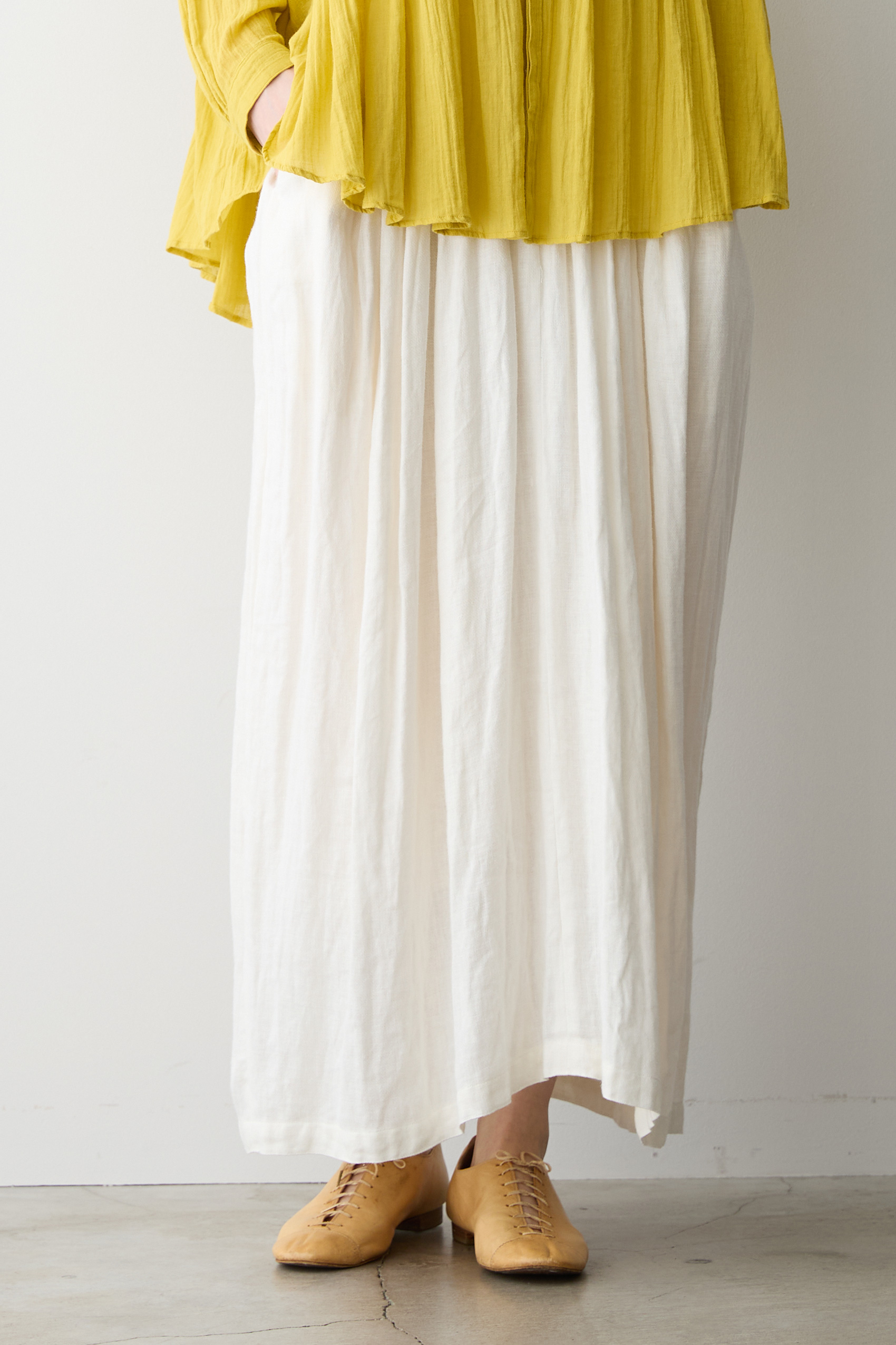 S271-19_off white