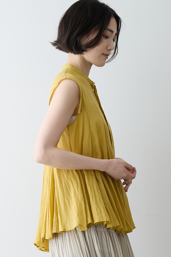 S271-22_naples yellow