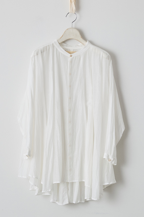 S271-23_off white